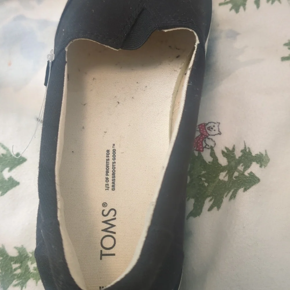 TOMS Alp Platform Sneakers NWOT 9 Black Canvas Pastel Rainbow Comfort Eco